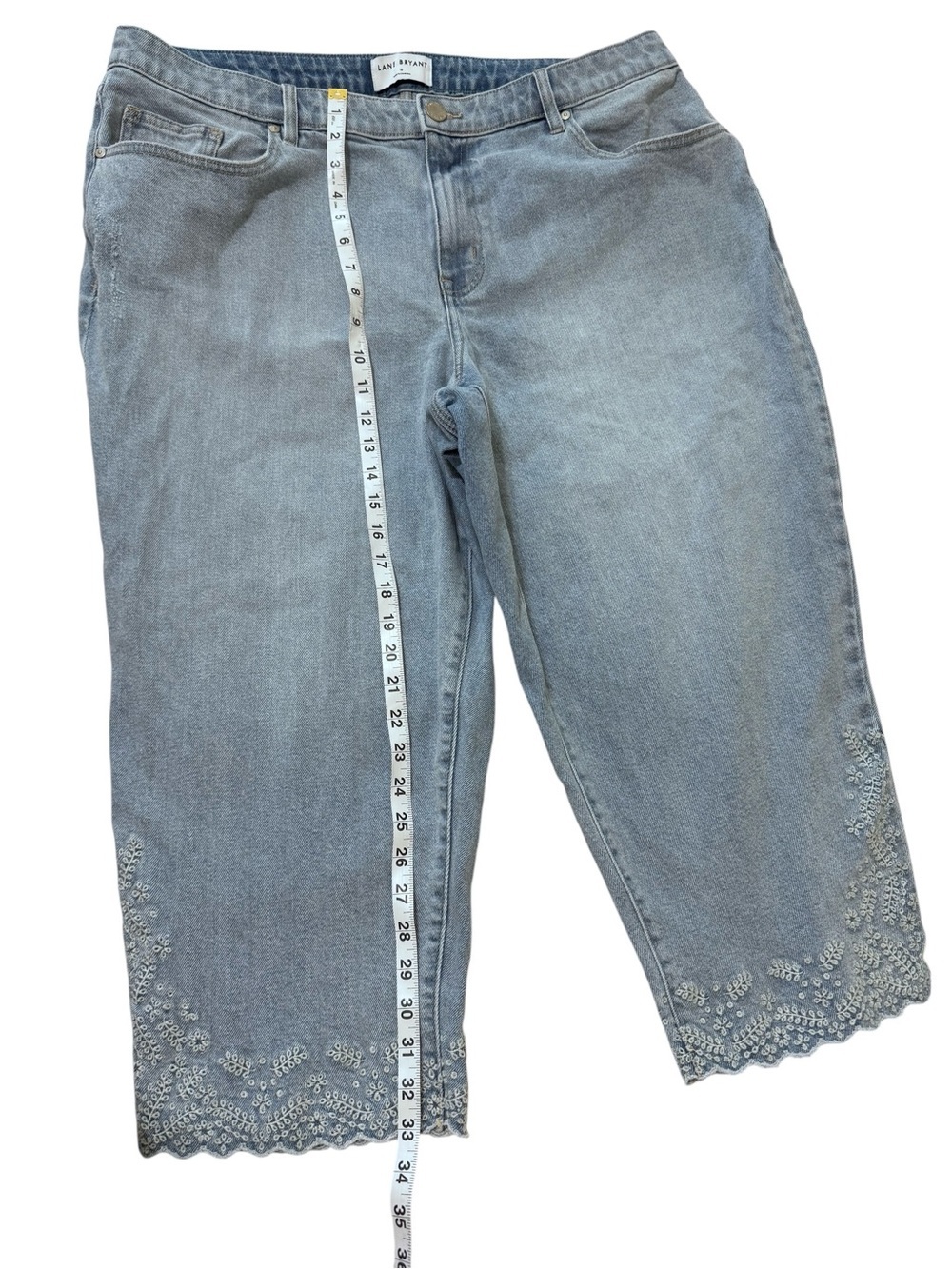 Lane Bryant Light Blue Embroidered Cropped Jeans - Picture 4 of 8